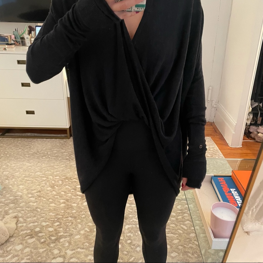 Lululemon iconic wrap sweater - Picture 5 of 7